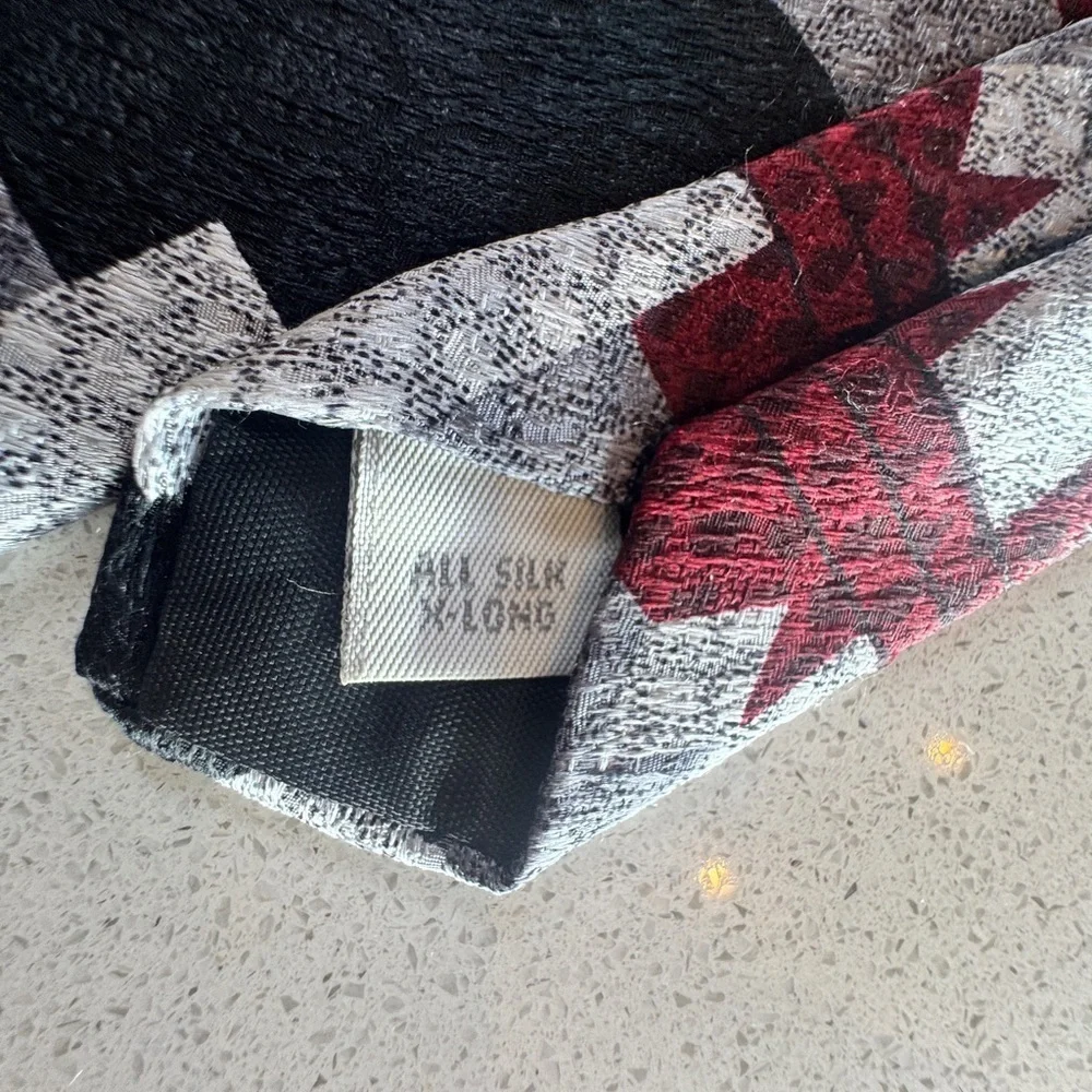 Alexander Lloyd Geometric Black and Gray Tie XLong All silk